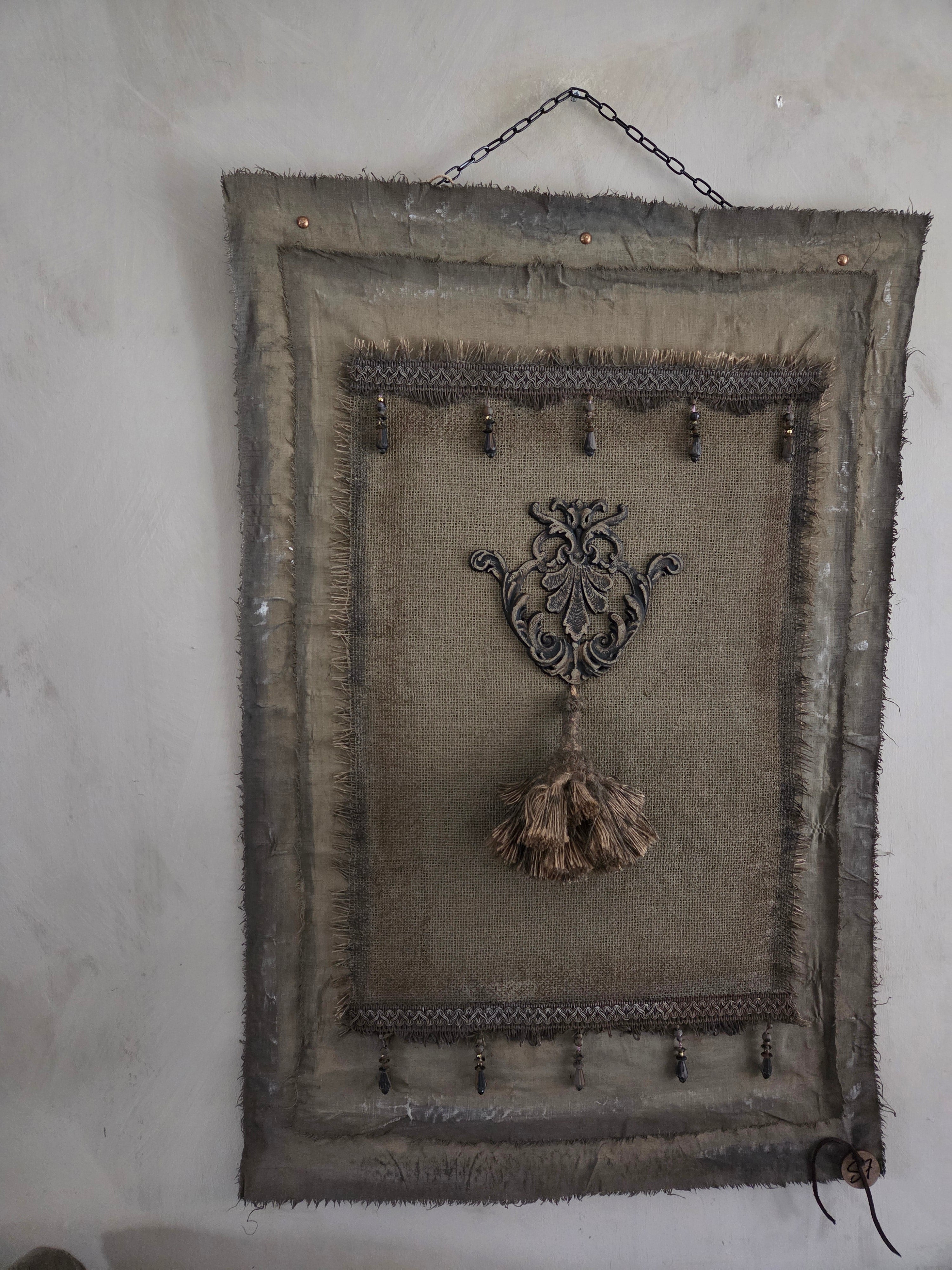 Wanddoek met 3d ornament 07
