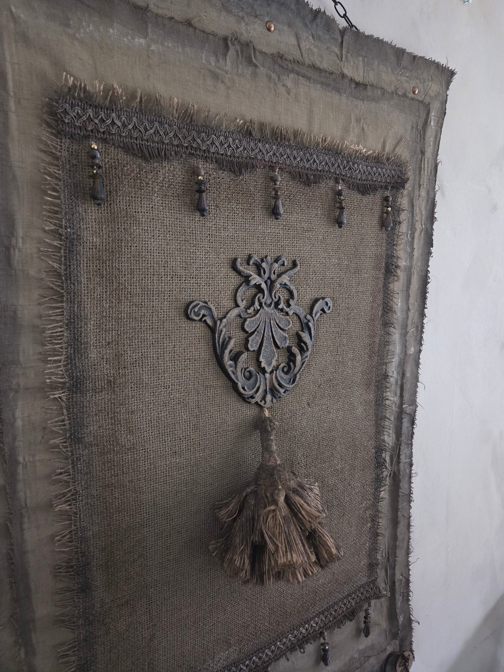 Wanddoek met 3d ornament 07