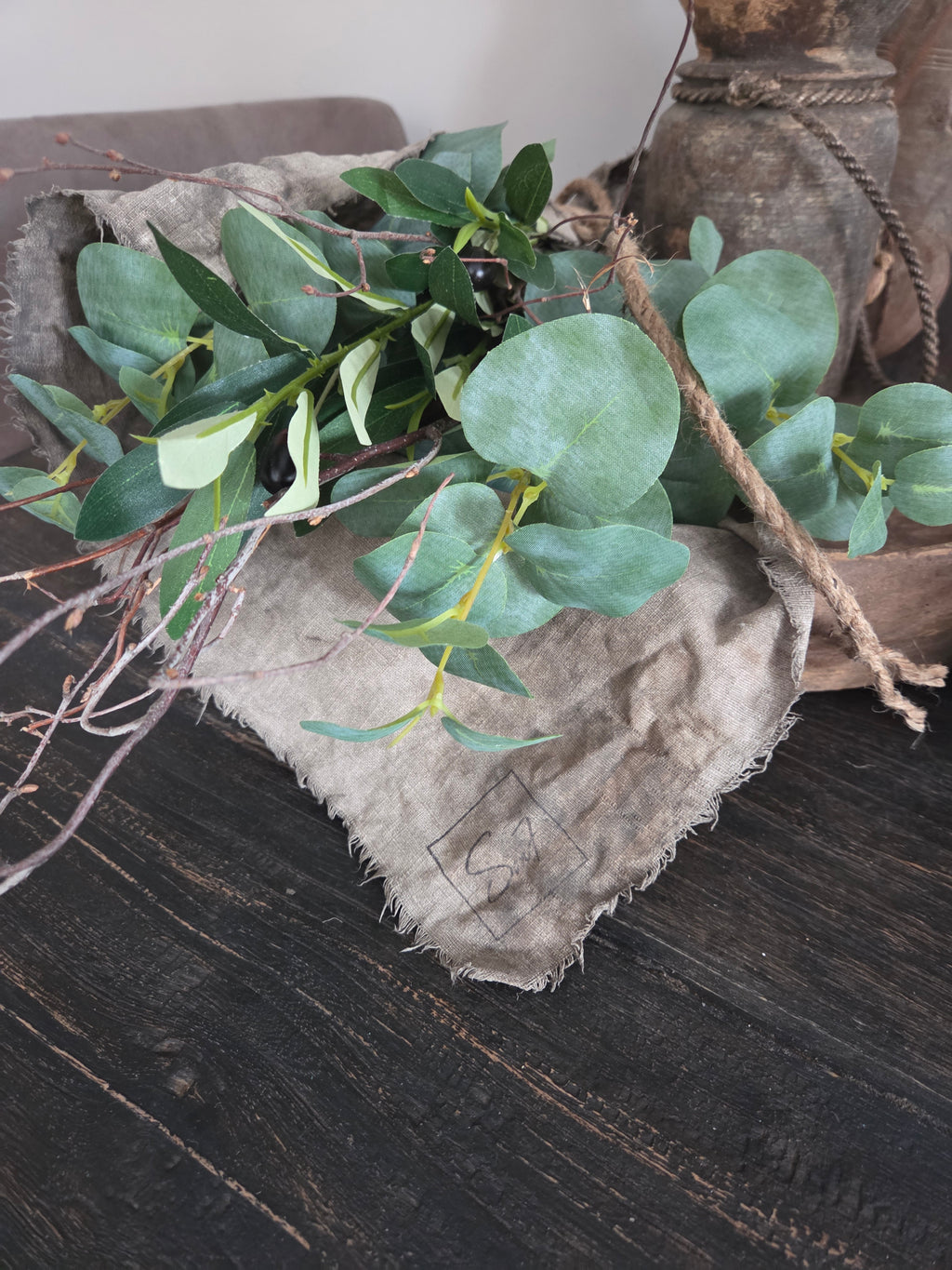 Toef met shabby doek olijf en eucalyptus