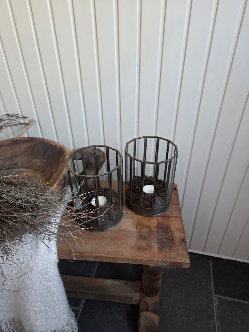 Set van 2 glazen windlichten, messing