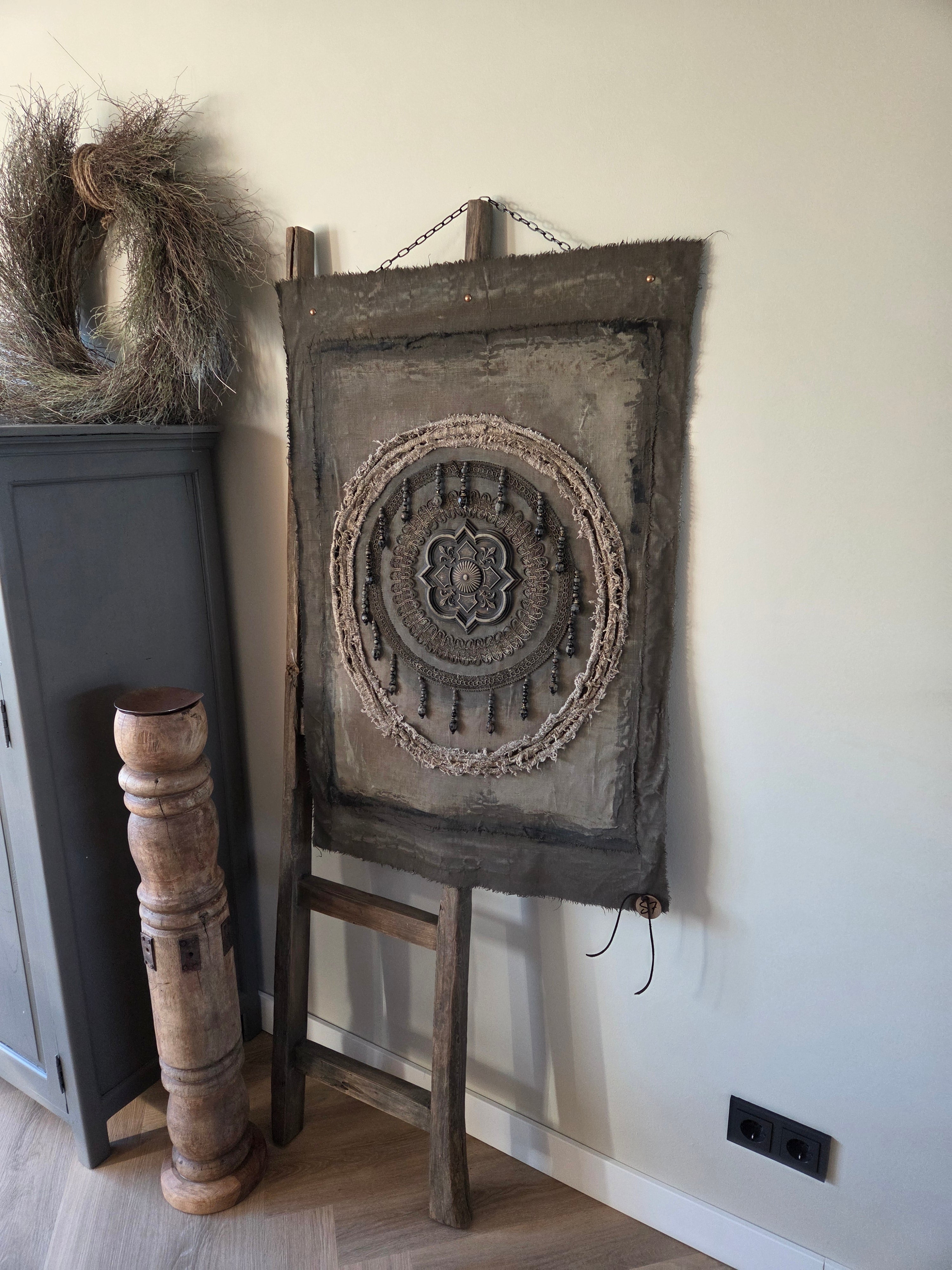Wanddoek met 3d ornament 05