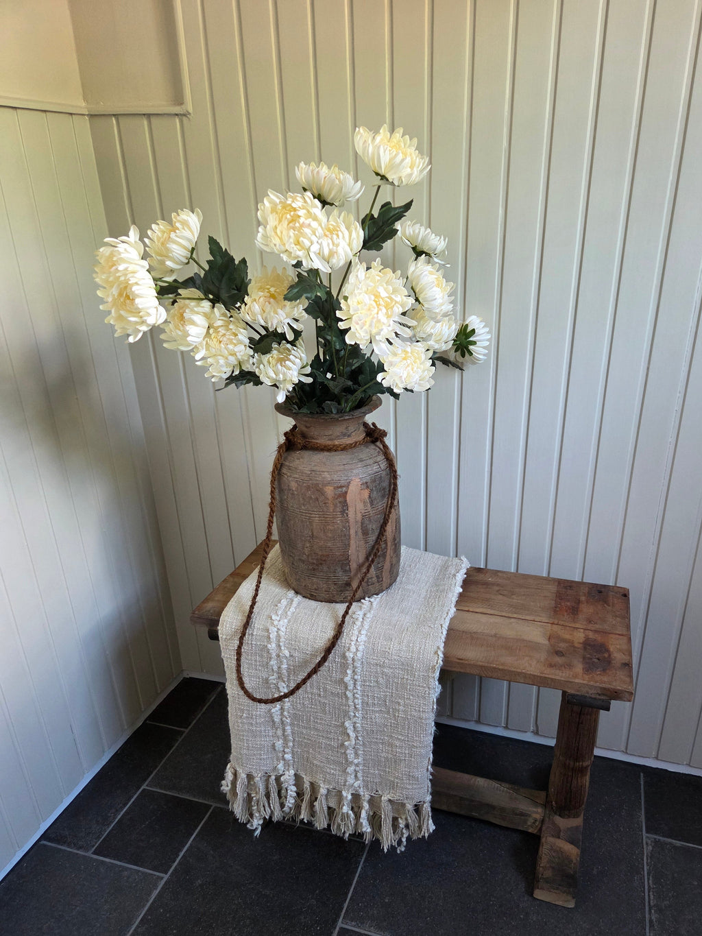 Kunsttak chrysanthemum wit