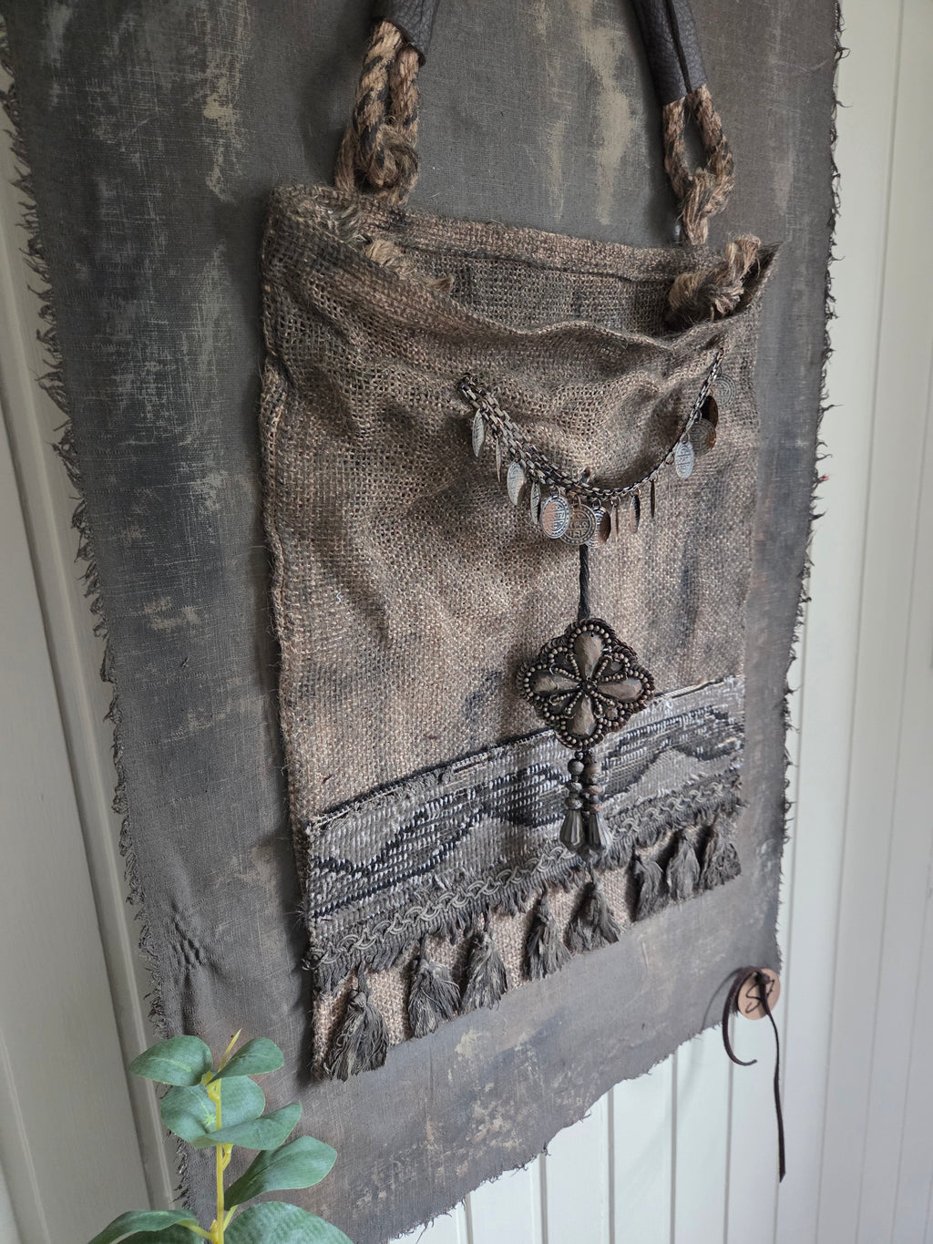 Wanddoek met jute tas 02