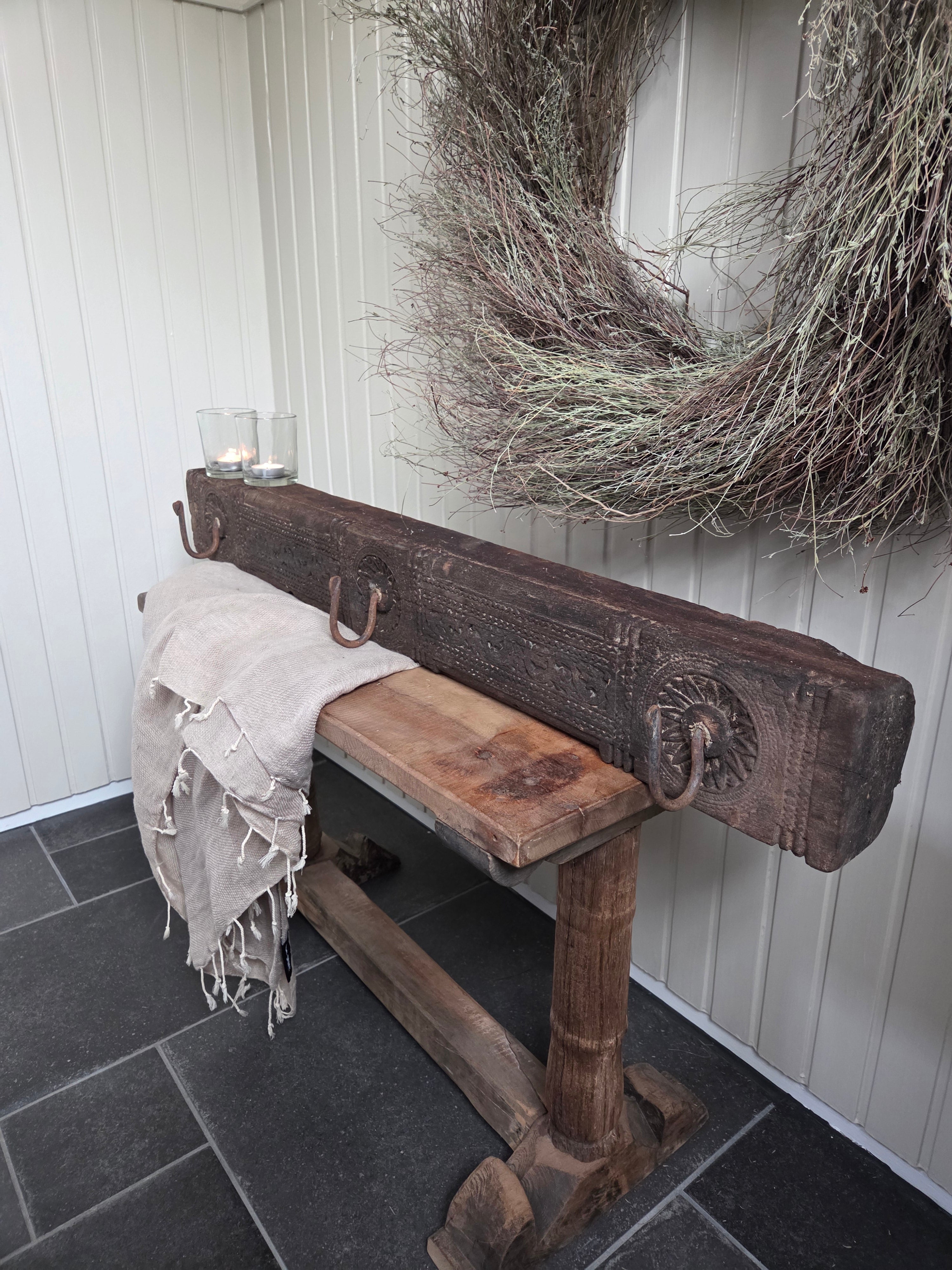 Oud houten kapstok 02